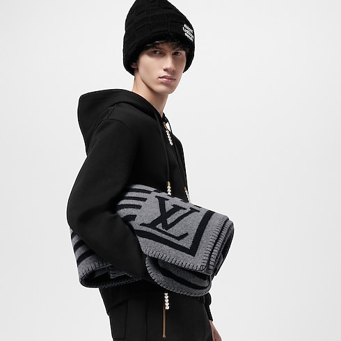 LV Summit Blanket . in Men's Accessories Home Textile collections by Louis Vuitton (Product zoom)