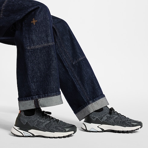 LV Tatic Knit Sneaker in Men's Shoes Sneakers for Men collections by Louis Vuitton (Product zoom)