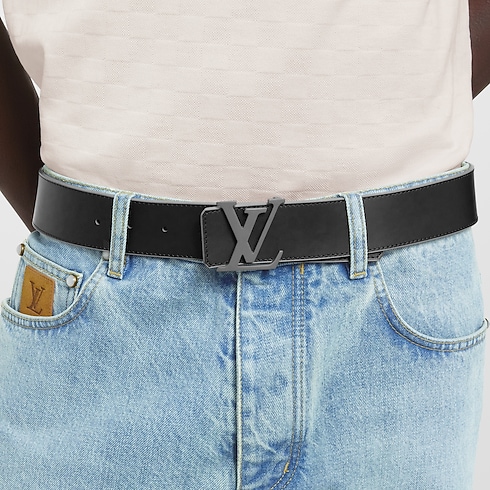 LV Taurillon 40mm Reversible Belt Taurillon in Men's Accessories Men's Belts collections by Louis Vuitton (Product zoom)