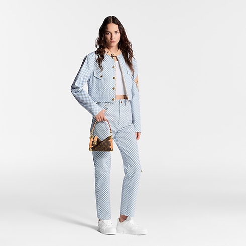 LV Trainer Sneaker in Women's Shoes Sneakers collections by Louis Vuitton (Product zoom)