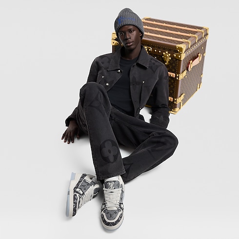 LV Trainer Sneaker in Men's Shoes Sneakers for Men collections by Louis Vuitton (Product zoom)