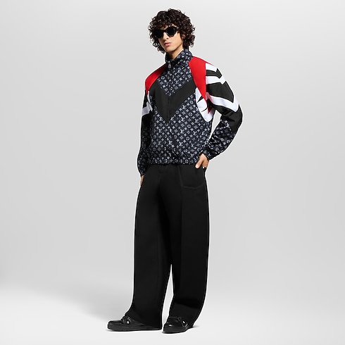 LV Trainer Sneaker in Men's Shoes Sneakers for Men collections by Louis Vuitton (Product zoom)