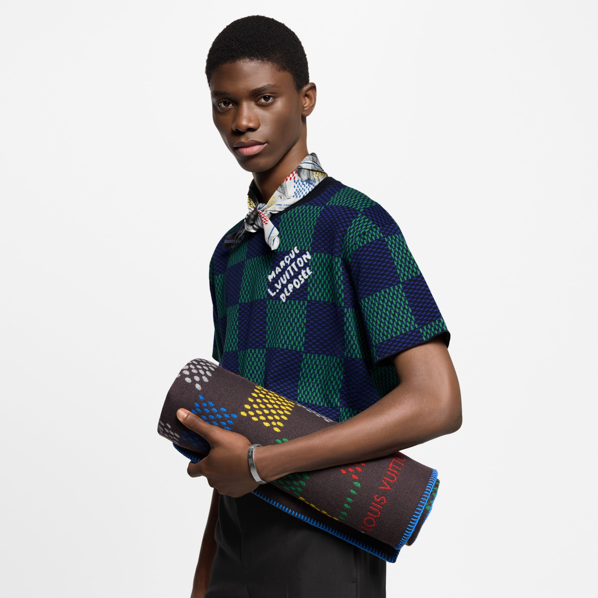 LV Vers Damier Plaid . in Men