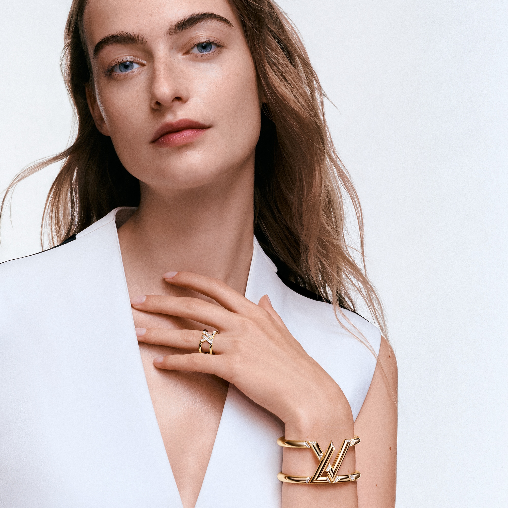 LV Volt One Ring  in Jewellery