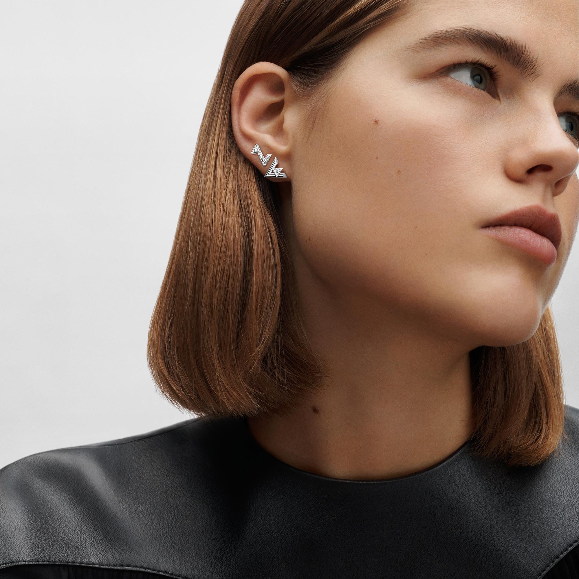 LV Volt One Stud, White Gold And Diamond - Per Unit  in Jewellery