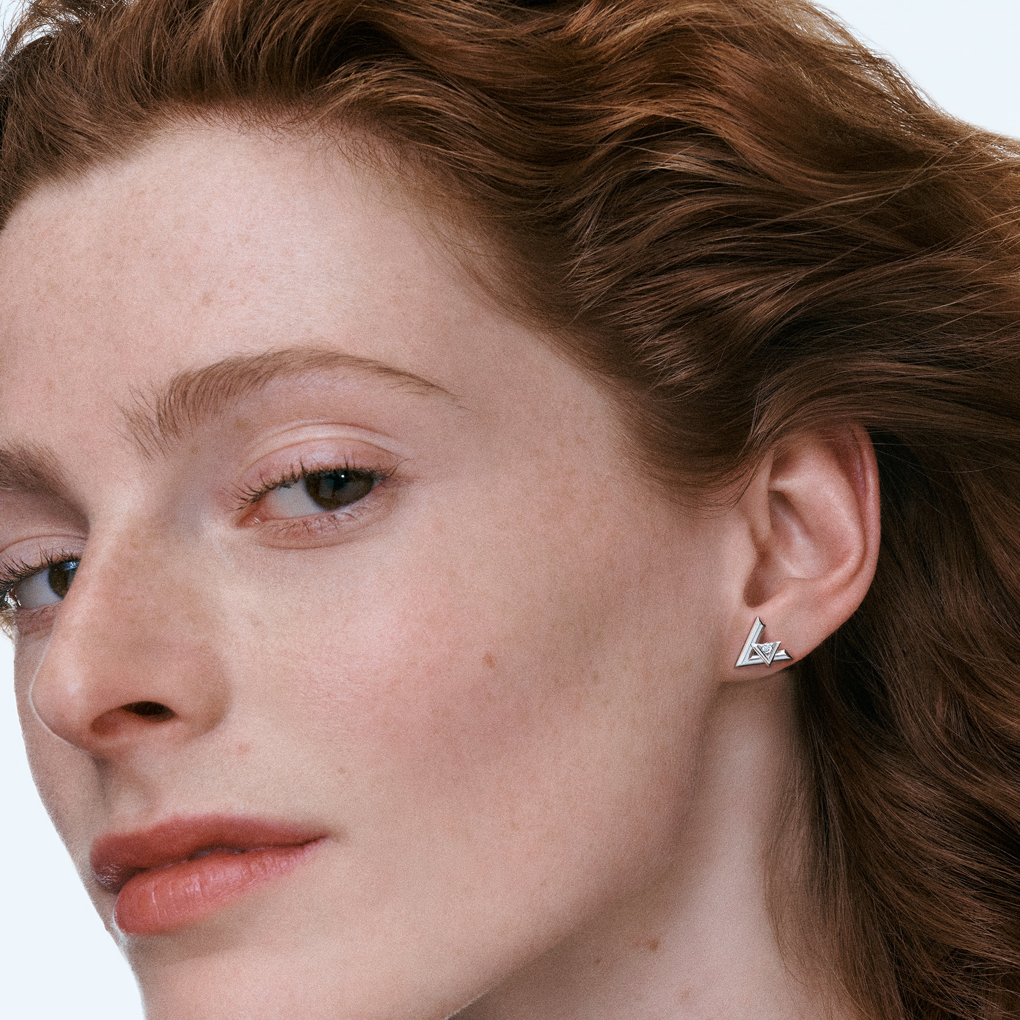 LV Volt One Stud, White Gold And Diamond - Per Unit  in Jewellery