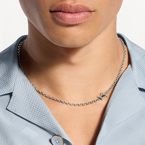LV Yours Necklace . in Men's Fashion Jewellery All Fashion Jewellery collections by Louis Vuitton (Product zoom)