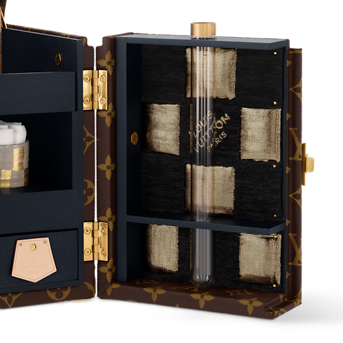 Malle Cérémonie Matcha Monogram in Trunks, Travel and Home's Trunks and Boxes Exceptional Trunks collections by Louis Vuitton (Product zoom)