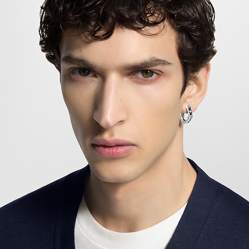 Monogram Chain Hoop Earring . in Men's Fashion Jewellery Earrings collections by Louis Vuitton (Product zoom)