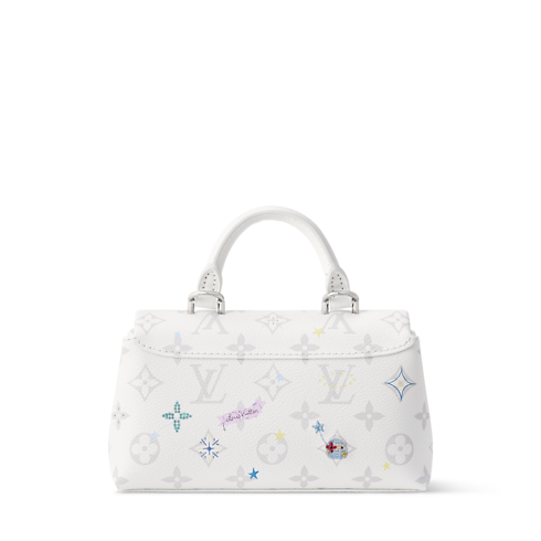Nano Madeleine back view