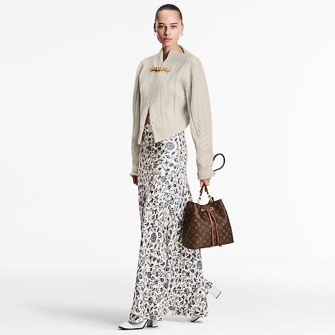 NéoNoé MM Monogram in Women's Handbags All Handbags for Women collections by Louis Vuitton (Product zoom)