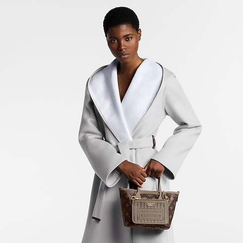 Neverfull Bandoulière Inside Out BB in Bags and Small Leather Goods's Women Bags LV Icons collections by Louis Vuitton (Product zoom)