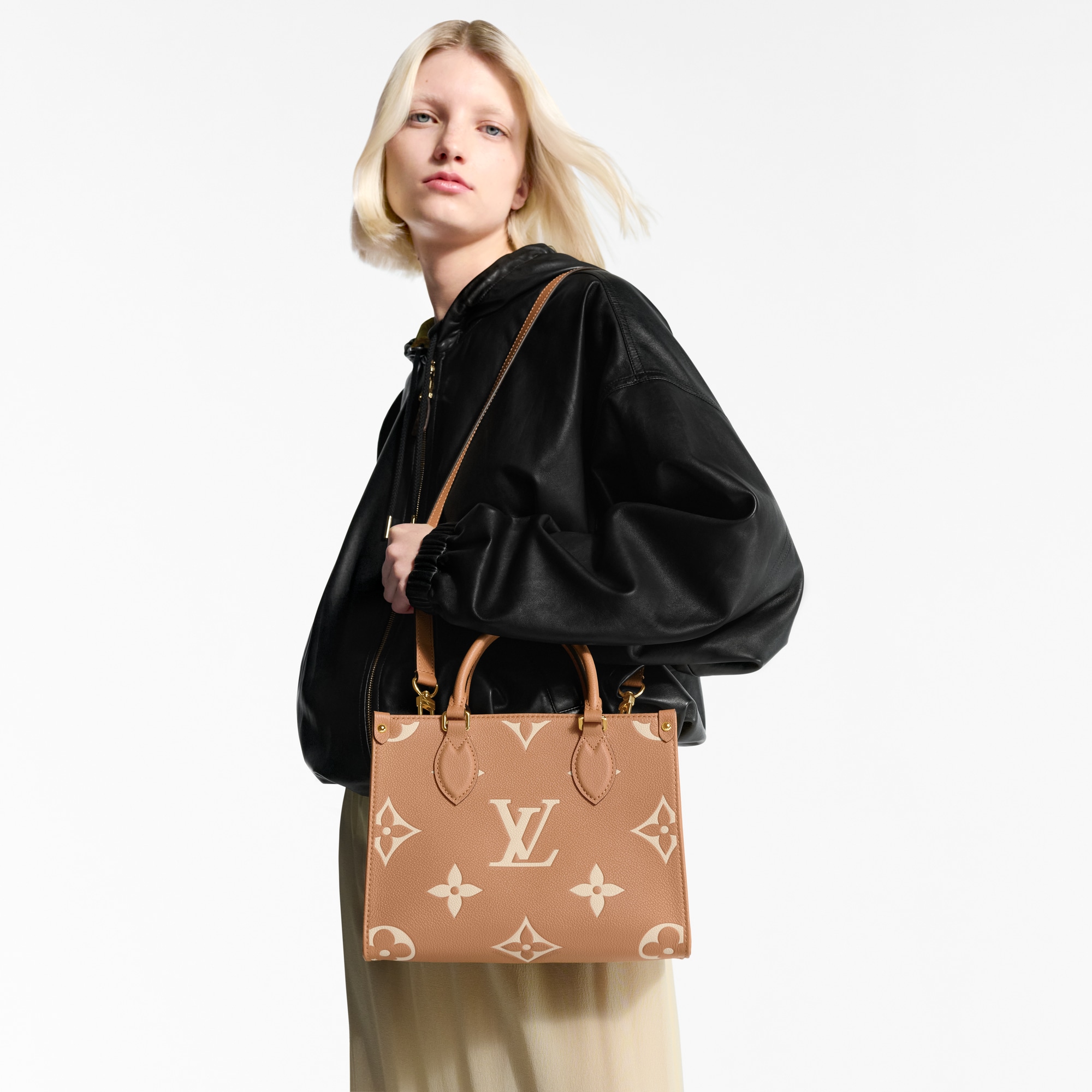 OnTheGo PM Bicolour Monogram Empreinte Leather in Women