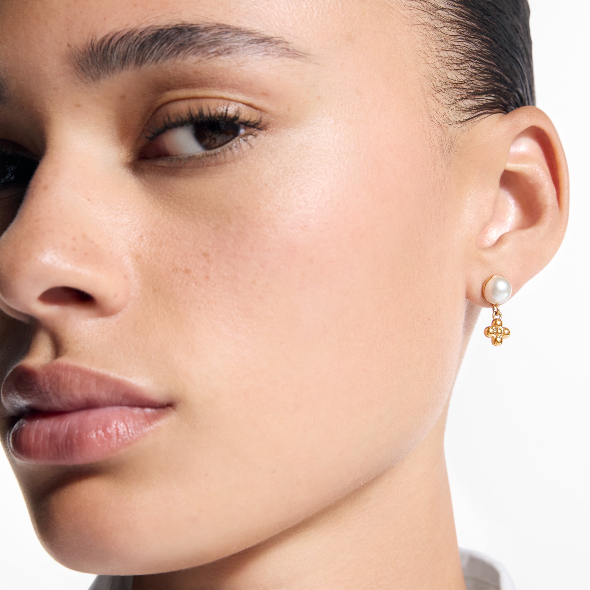 Pearl River Earrings . in Women