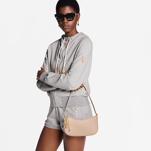 Pochette LV Bloom H36 in Women's Wallets and Small Leather Goods Wallets on Chain and Micro Bags collections by Louis Vuitton (Product zoom)