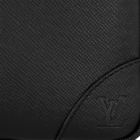 Porte-Documents Voyage PM Taiga Leather in New's For Men New Formal collections by Louis Vuitton (Product zoom)
