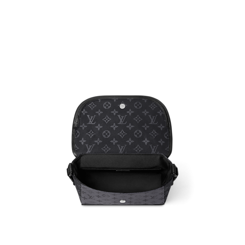 Pulse Messenger Monogram Eclipse in Men's Bags All Bags For Men collections by Louis Vuitton (Product zoom)