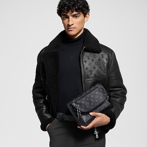 Pulse Messenger Monogram Eclipse in Men's Bags All Bags For Men collections by Louis Vuitton (Product zoom)