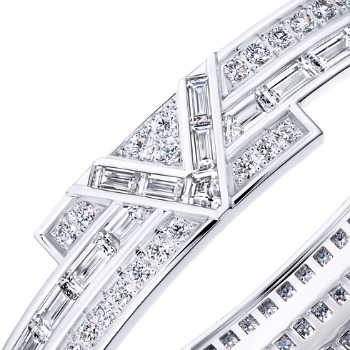 Pure V Bracelet, White Gold & Diamonds in Les Extraordinaires's Jewelry Bracelets collections by Louis Vuitton (Product zoom)