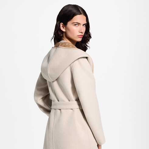 Reversible Signature Hooded Wrap Coat in Women's Ready-to-Wear Coats and Jackets collections by Louis Vuitton (Product zoom)