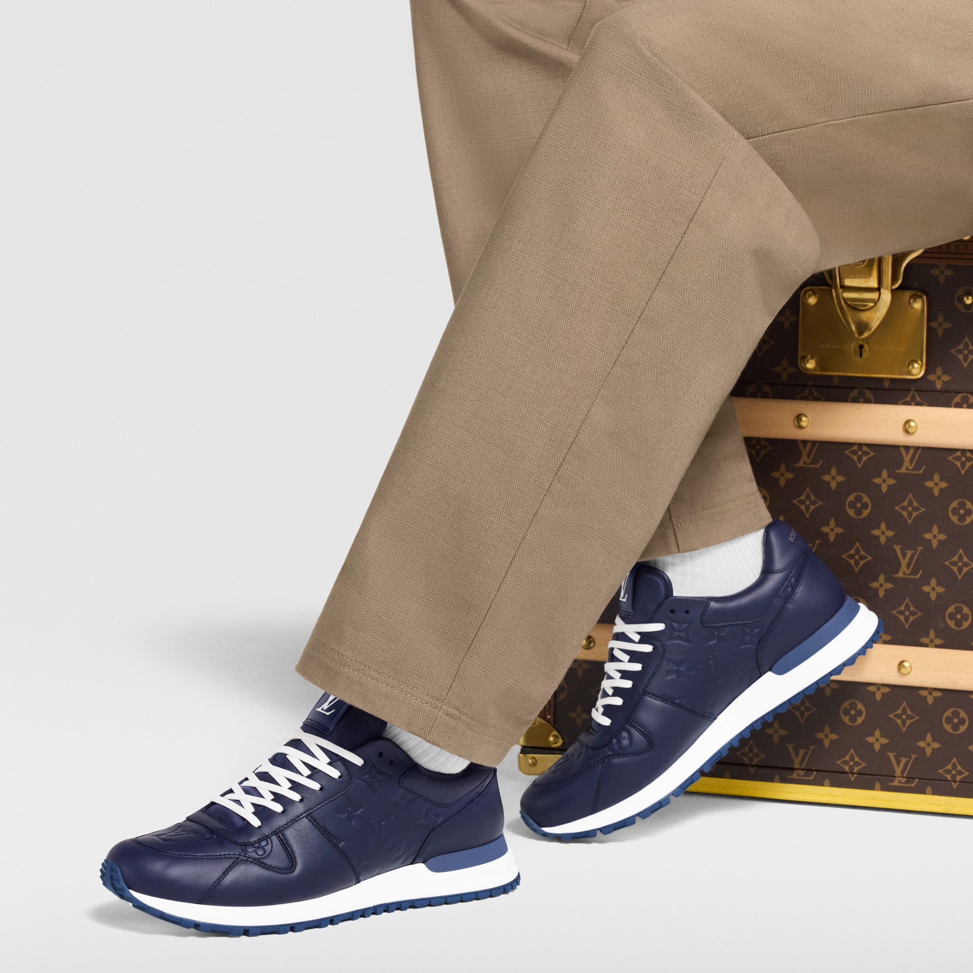 Run Away Sneaker  in Men