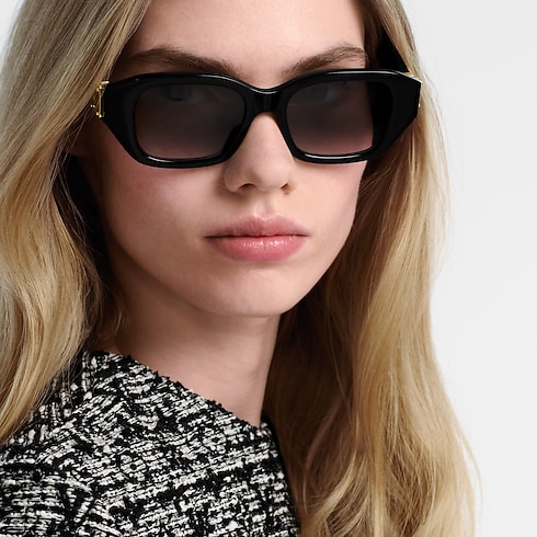 S-Lock Rectangle Sunglasses . in Women's Accessories Sunglasses collections by Louis Vuitton (Product zoom)