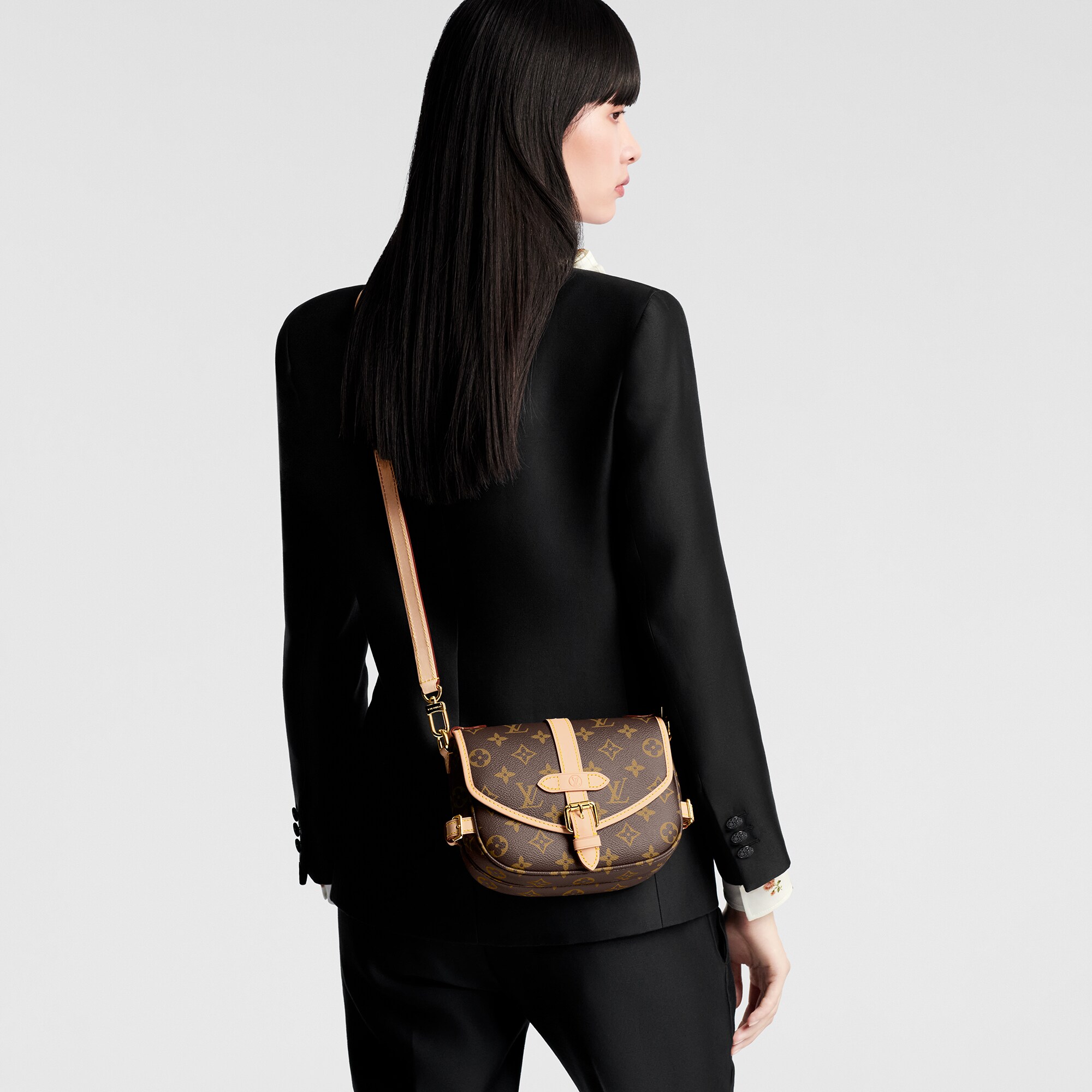 Saumur BB Monogram in Women