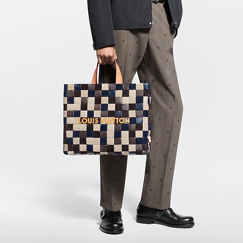 Shopper Tote MM in Bags and Small Leather Goods's Men Bags Shopper Tote collections by Louis Vuitton (Product zoom)