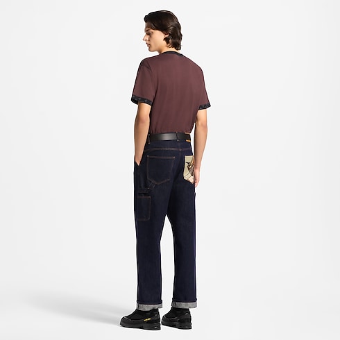 Signature Detail Short-Sleeved T-Shirt ambiance view
