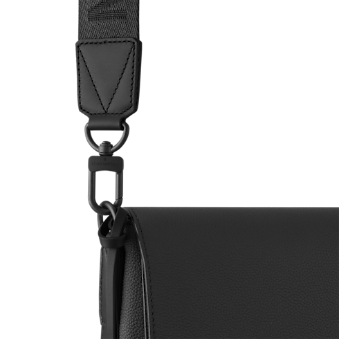 Takeoff Messenger LV Aerogram in New's Holiday Men's Selection collections by Louis Vuitton (Product zoom)