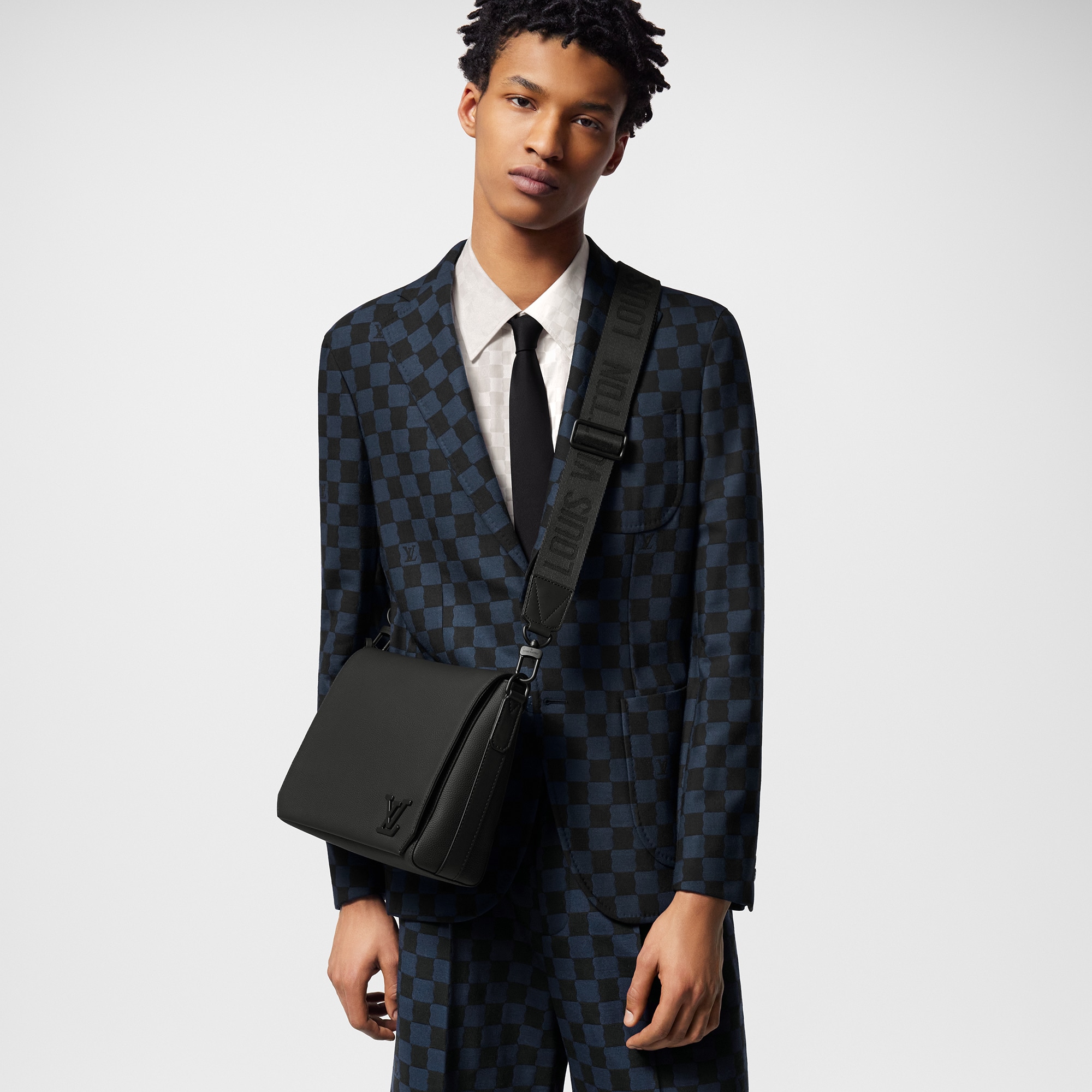 Takeoff Messenger LV Aerogram in Men
