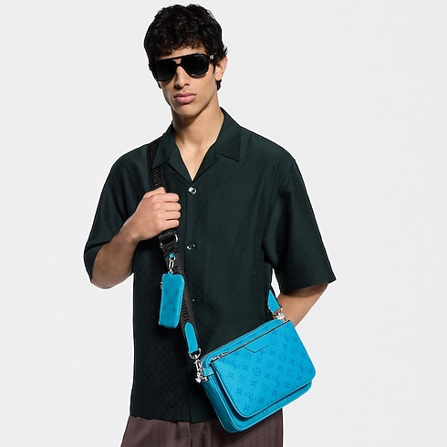 Trio Messenger Taigarama in Bags and Small Leather Goods's Men Bags New In Bags collections by Louis Vuitton (Product zoom)