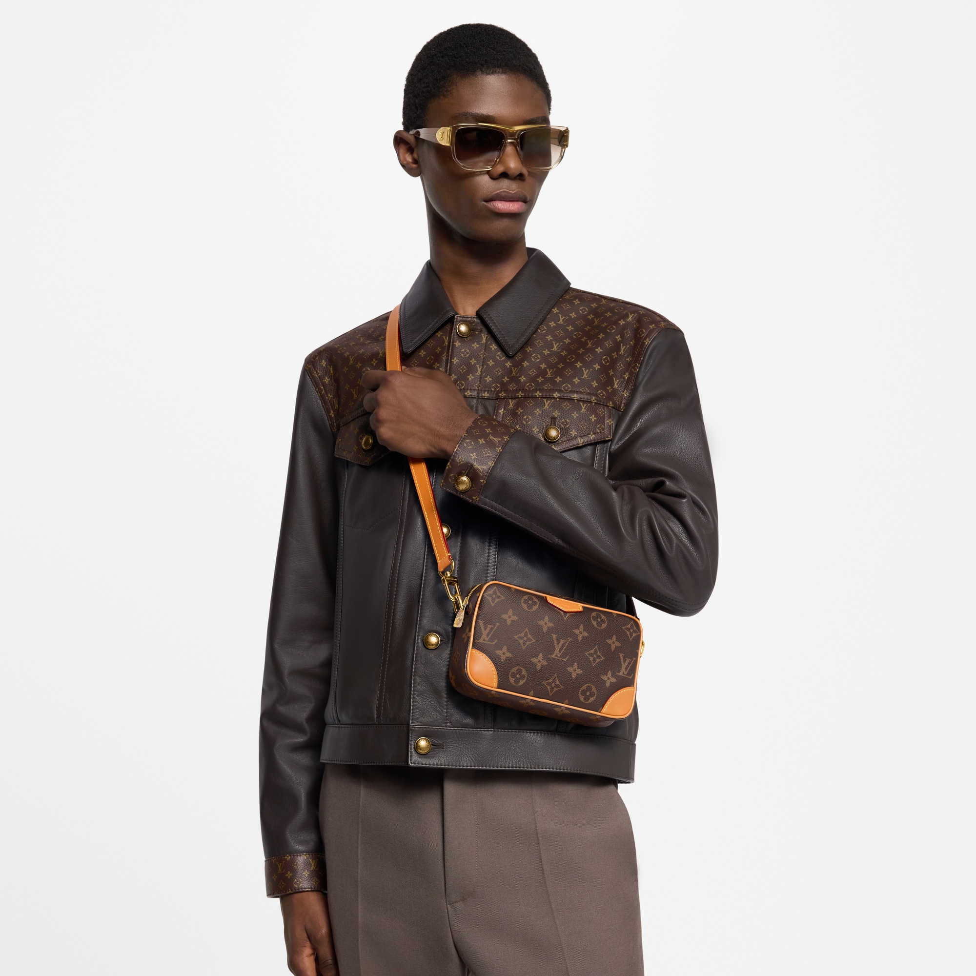 Trocadéro Wearable Wallet G69 in Men