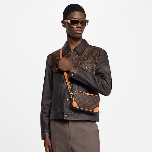 Trocadéro Wearable Wallet G69 in Men's Wallets and Small Leather Goods Mini Bags collections by Louis Vuitton (Product zoom)