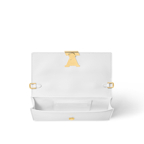 Wallet On Chain Capucines Capucines in Women's Wallets and Small Leather Goods Wallets on Chain and Micro Bags collections by Louis Vuitton (Product zoom)